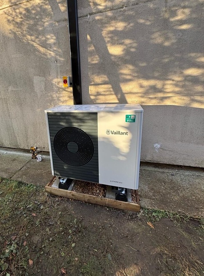 Image of an air souce heating unit outside