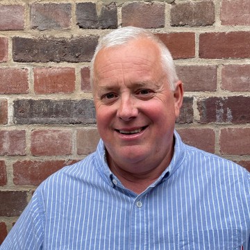 Stephen Lynn